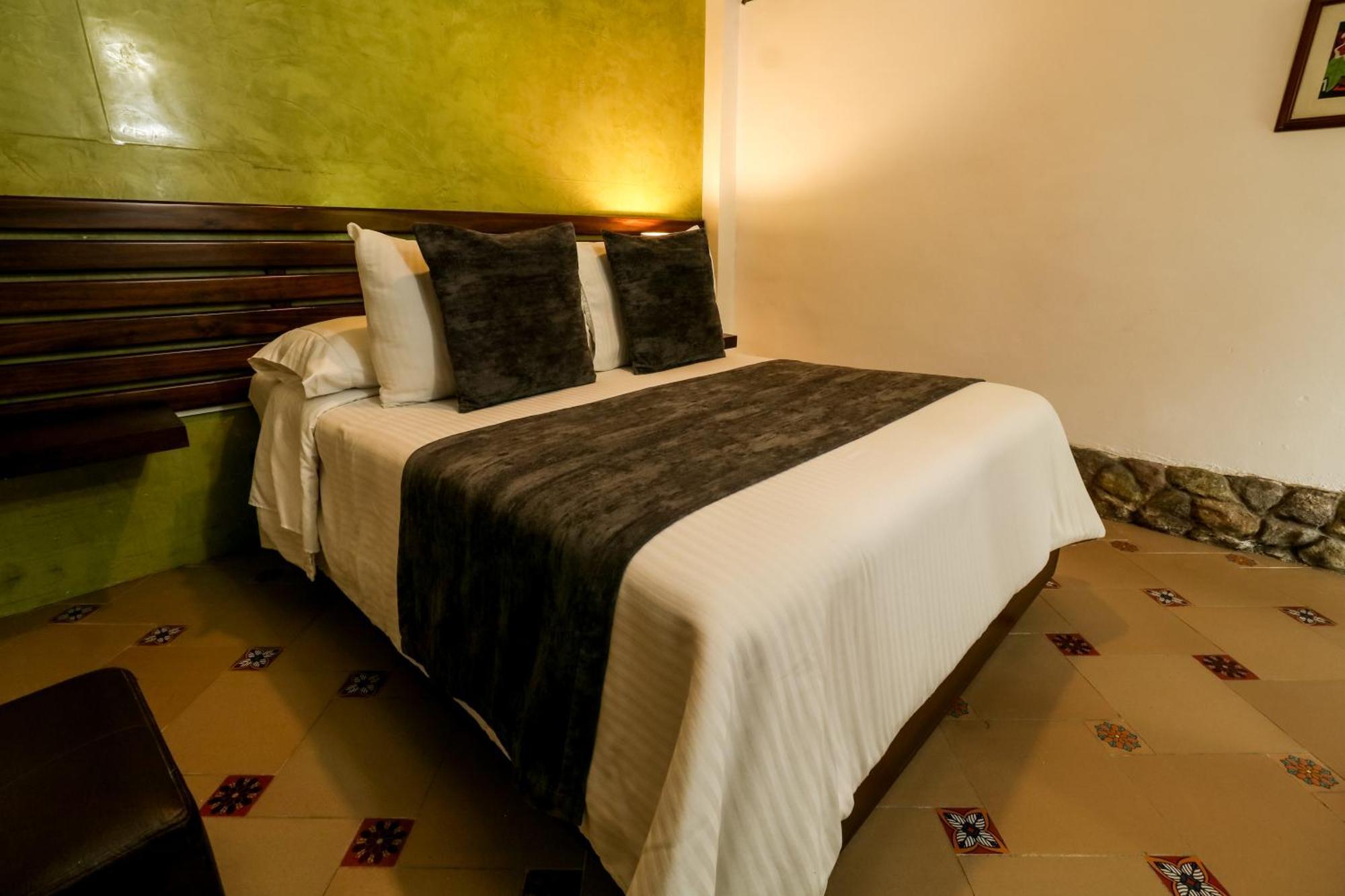 Hotel Visperas 圣罗莎德卡瓦尔 外观 照片