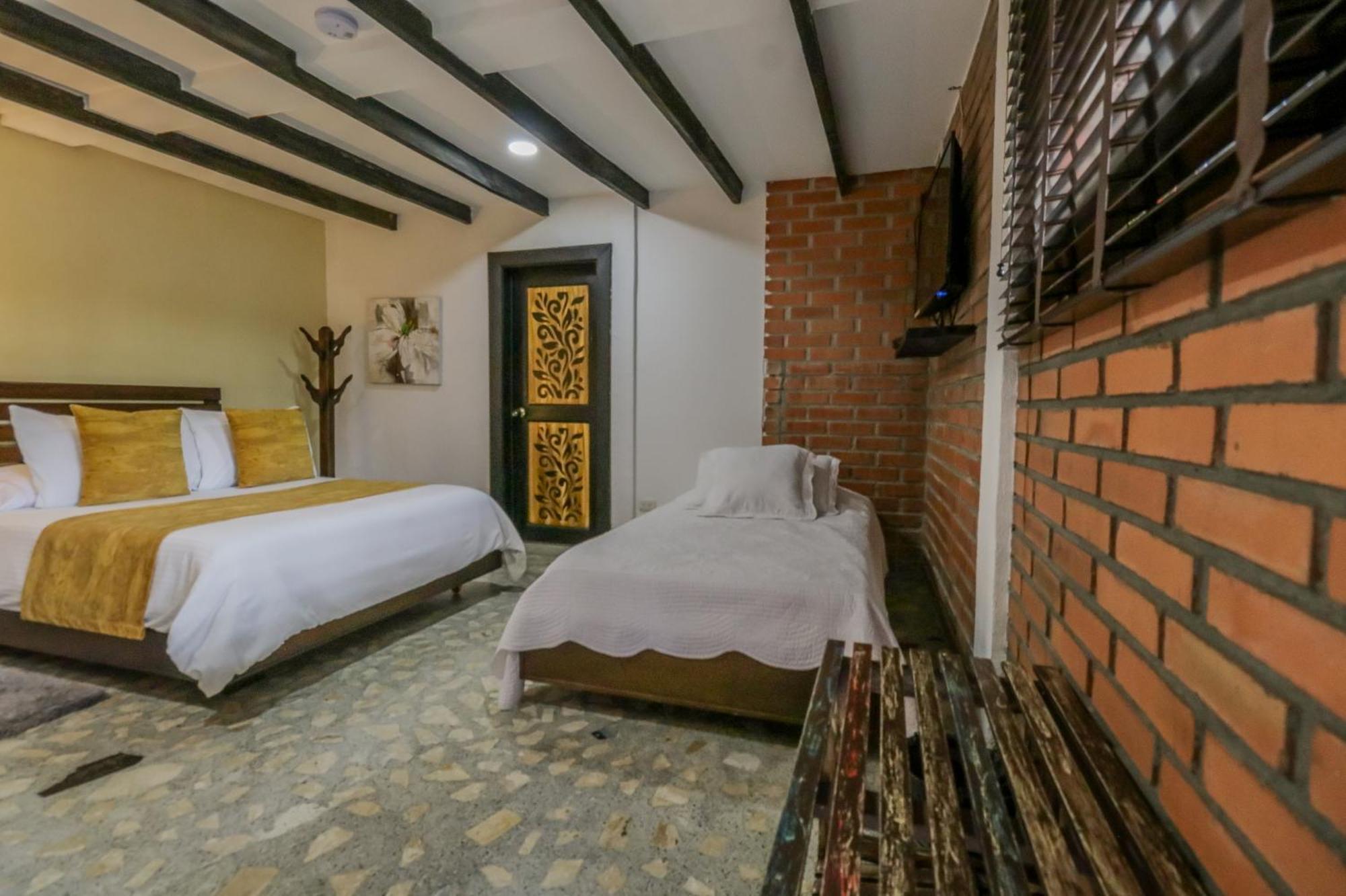 Hotel Visperas 圣罗莎德卡瓦尔 外观 照片